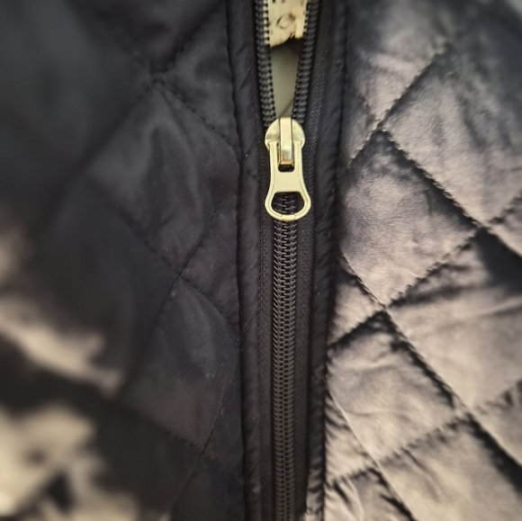 Kim Rogers Dark Blue Quilted Vest - Picture 5 of 11